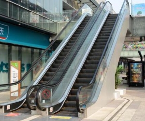 江西商場自動扶梯